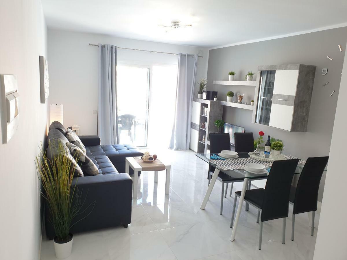 Casa Las Flores With Heated Pool, Only 490 Meters To The Beach, Balcony, Wifi Arona  Bagian luar foto
